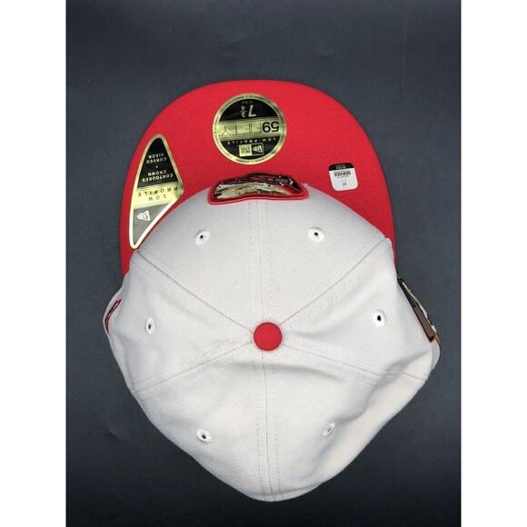 NEW ERA KANSAS CITY CHIEFS MENS TAN 2023 SALUTE TO SERVICE 59FIFTY FITTED HAT - Picture 7 of 15